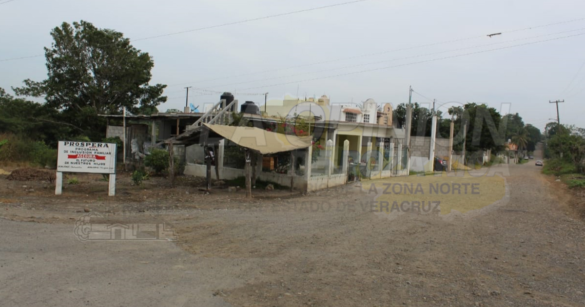 Comunidades en espera de contratación de obreros