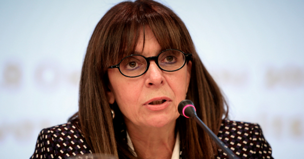 Por primer a vez, Grecia elige a una mujer como presidenta
