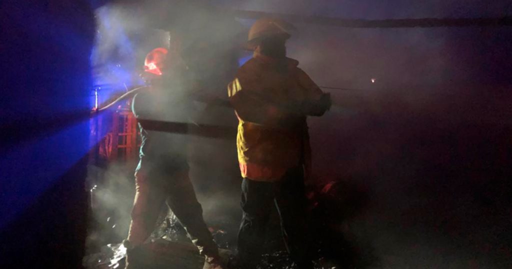 ¡Devora incendio humilde vivienda!