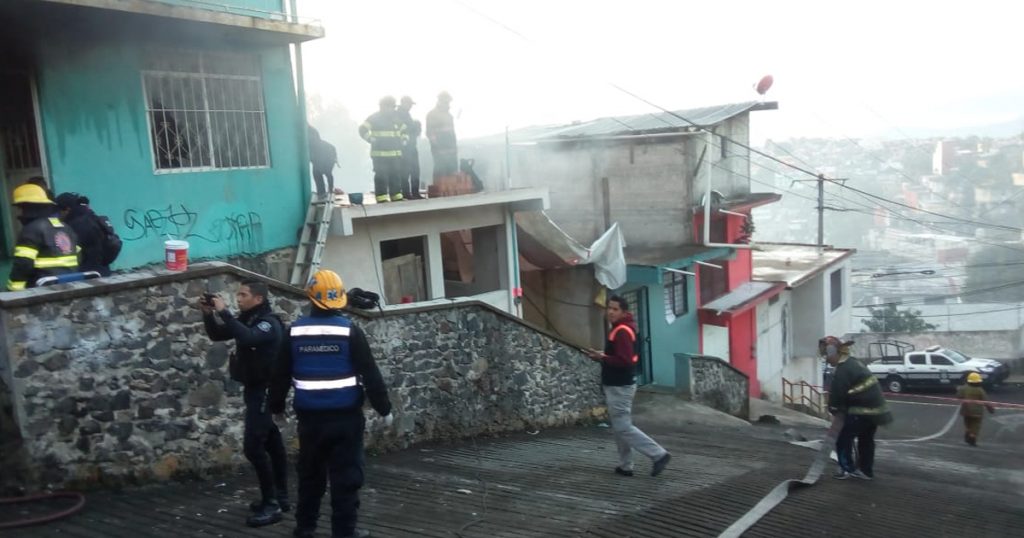 Arde vivienda, muere joven en Xalapa