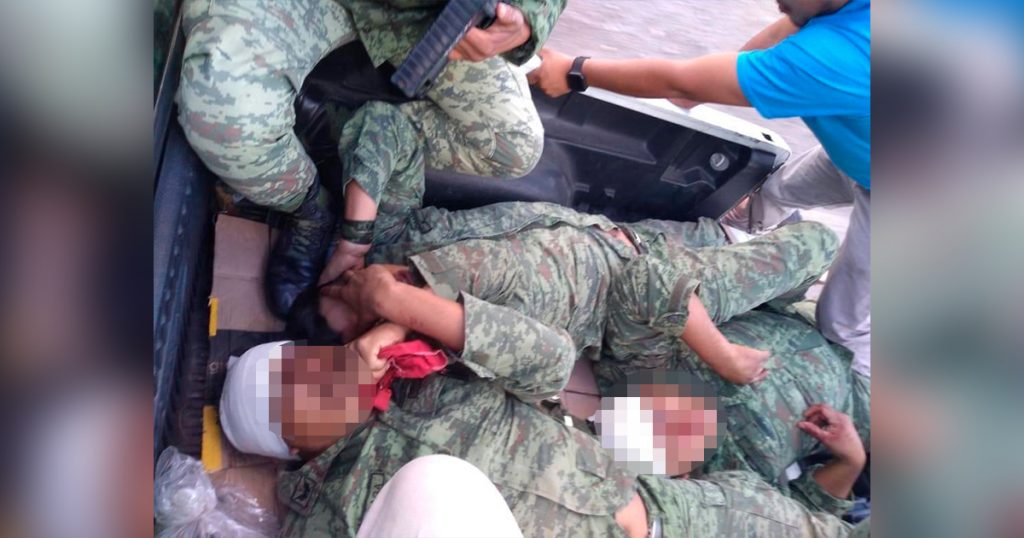 Fallecen 5 militares y 33 más resultan lesionados en aparatoso accidente