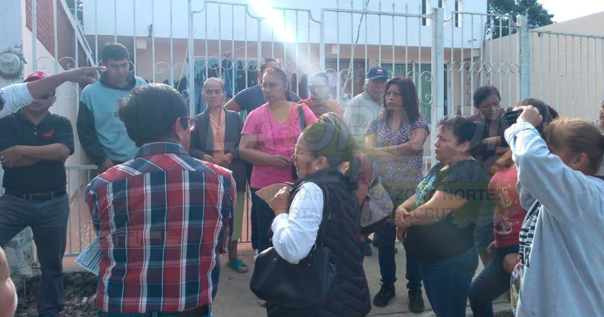 Claman agua, habitantes del Mollejón