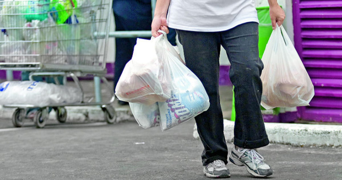 Habrá caos por normas contra uso de plásticos