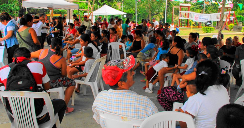 DIF POZA RICA acerca servicios gratuitos a la población