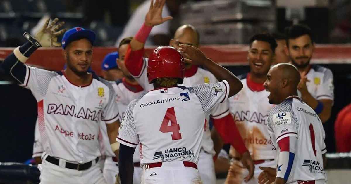 Panamá a defender algo más que su corona