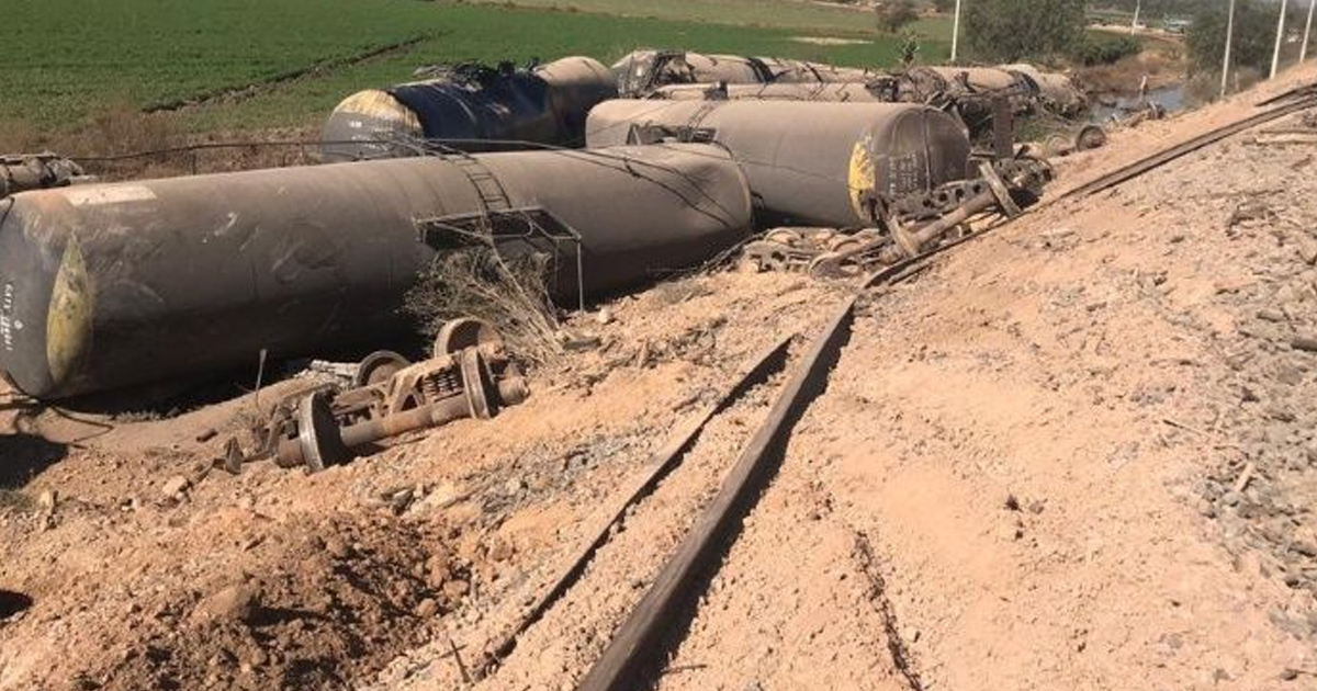 Descarrila tren cargado de combustóleo en Tula, Hidalgo