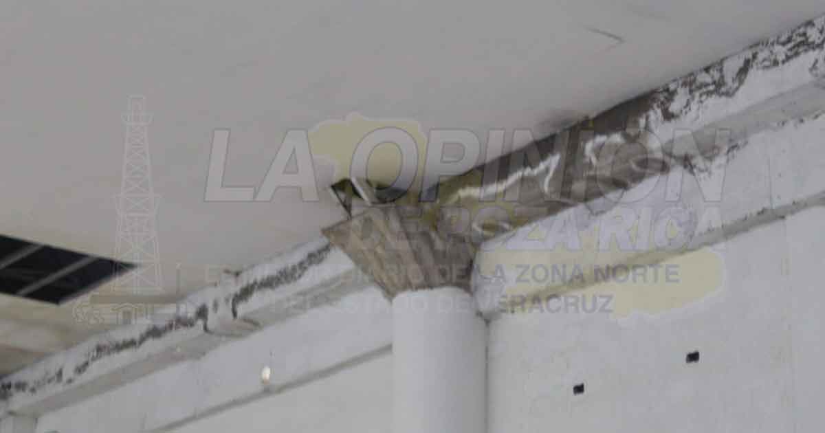 Edificio de la Sección 32 dañado