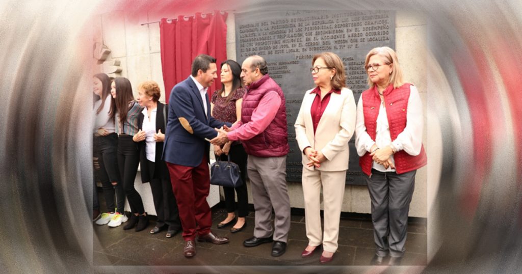 Devela Gobierno de Poza Rica, placa en memoria de Jesús Kramsky
