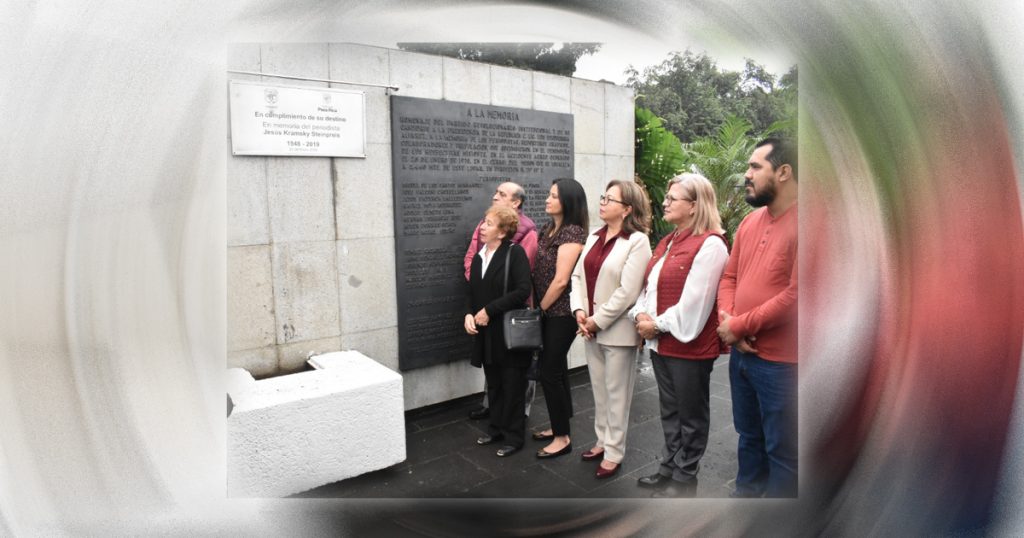 Devela Gobierno de Poza Rica, placa en memoria de Jesús Kramsky