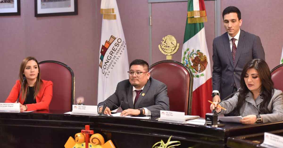 Diputado Rubén Ríos preside la Diputación Permanente
