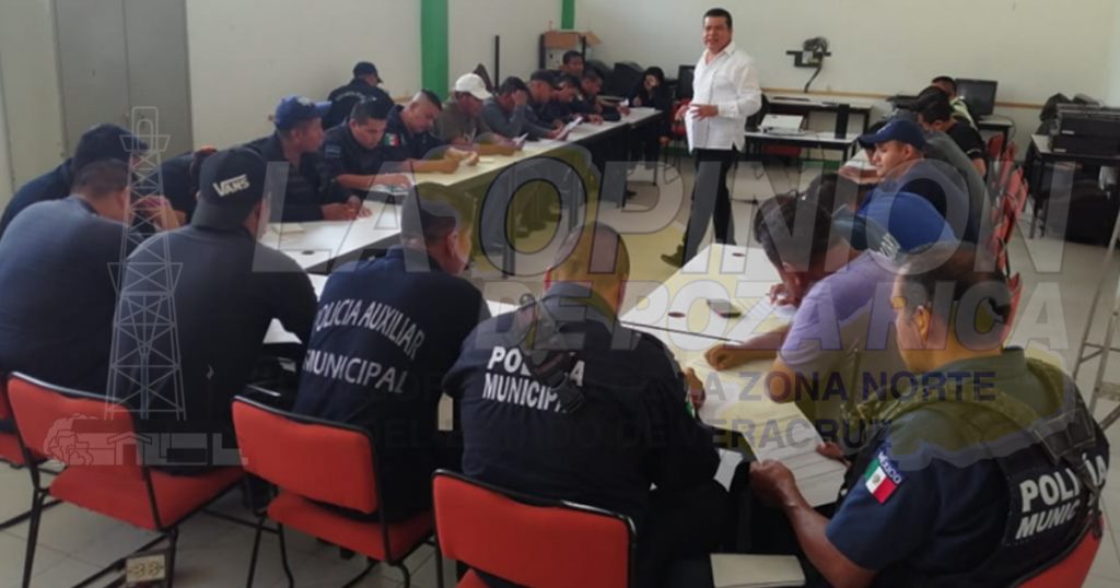 Capacitan en Derechos Humanos a servidores públicos de seguridad