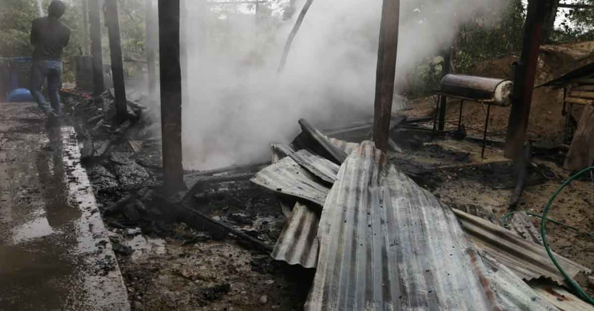 ¡Arde cocina en su totalidad!