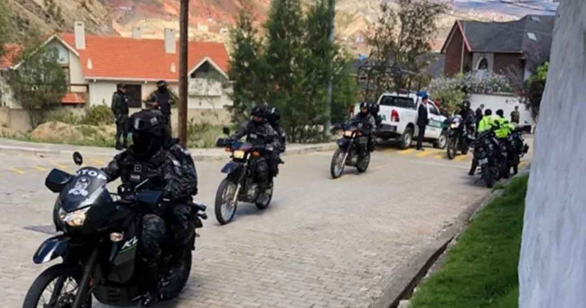 Embajada de México en Bolivia reporta fuerte operativo policial en sus alrededores