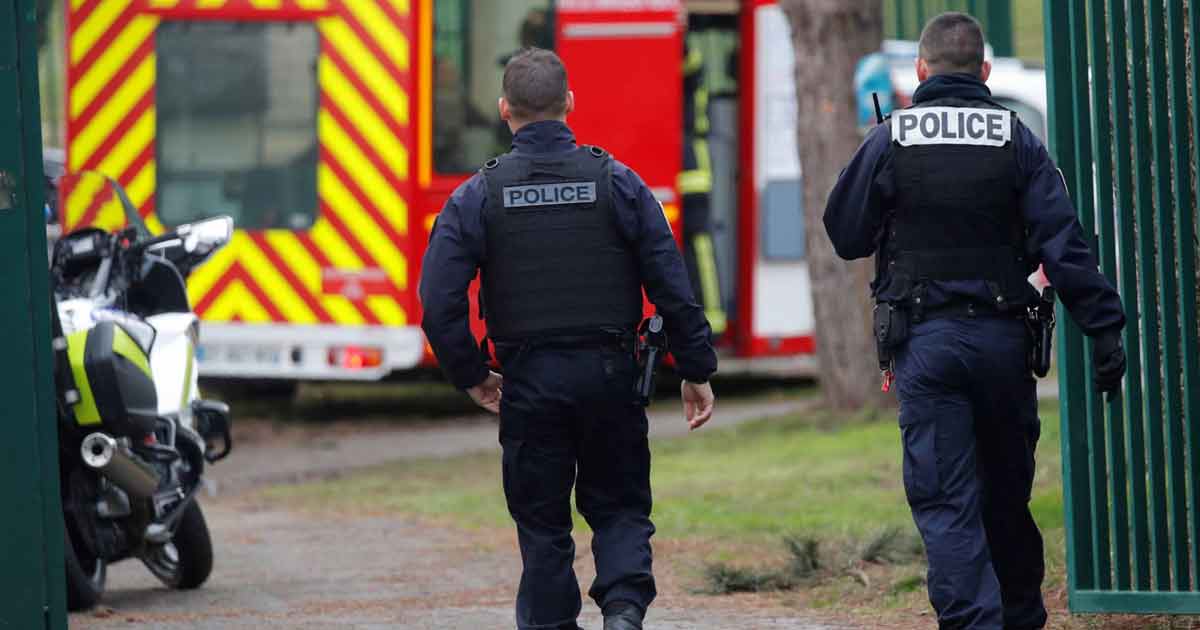 Al menos un muerto y varios heridos en un ataque con cuchillo en París