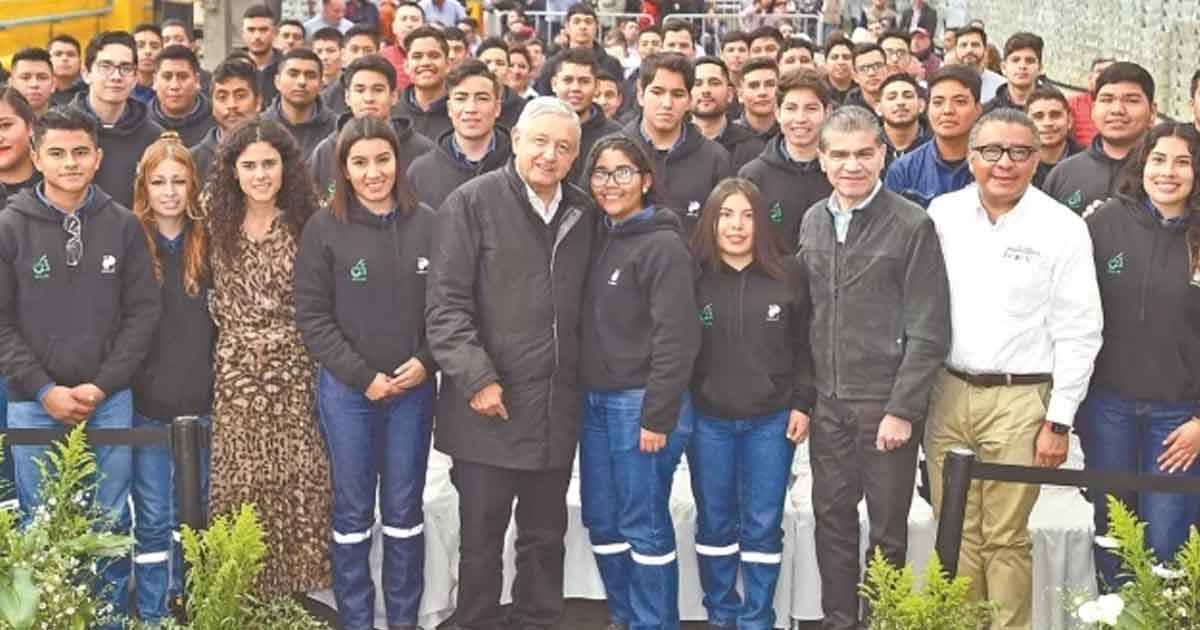 AMLO: se iguala beca de jóvenes a salario mínimo