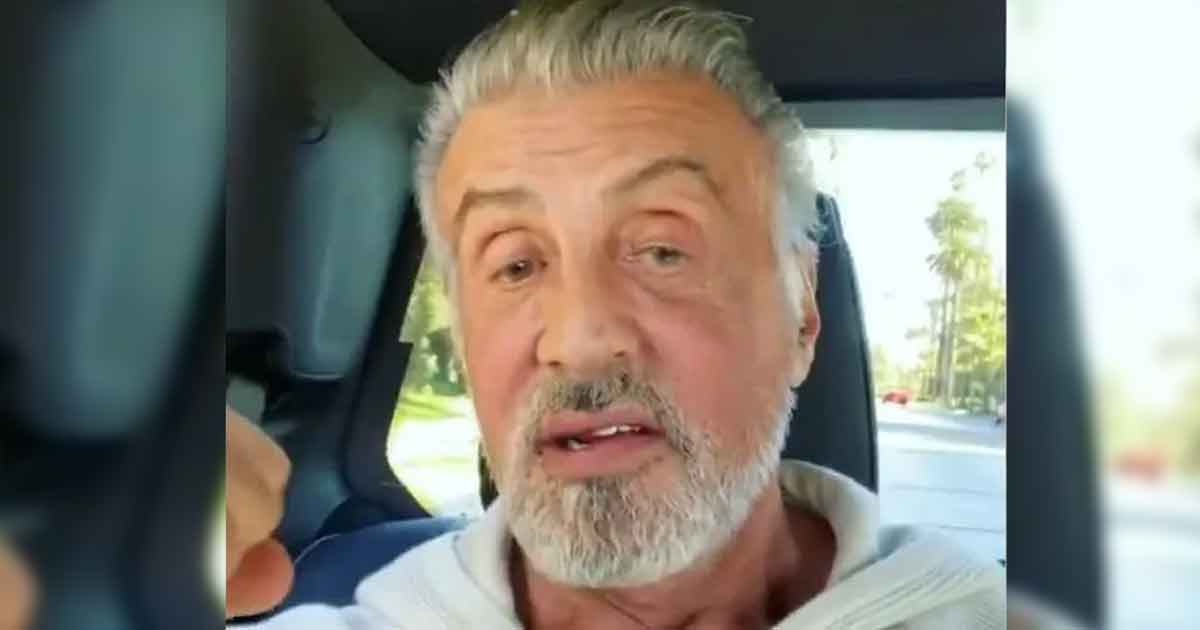 Sylvester Stallone aparece con pelo y barba totalmente canos