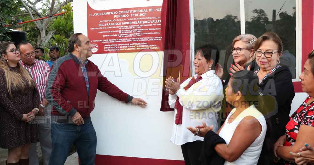 Entrega Javier Velázquez obras por $ 3.5 millones de pesos para sectores populares