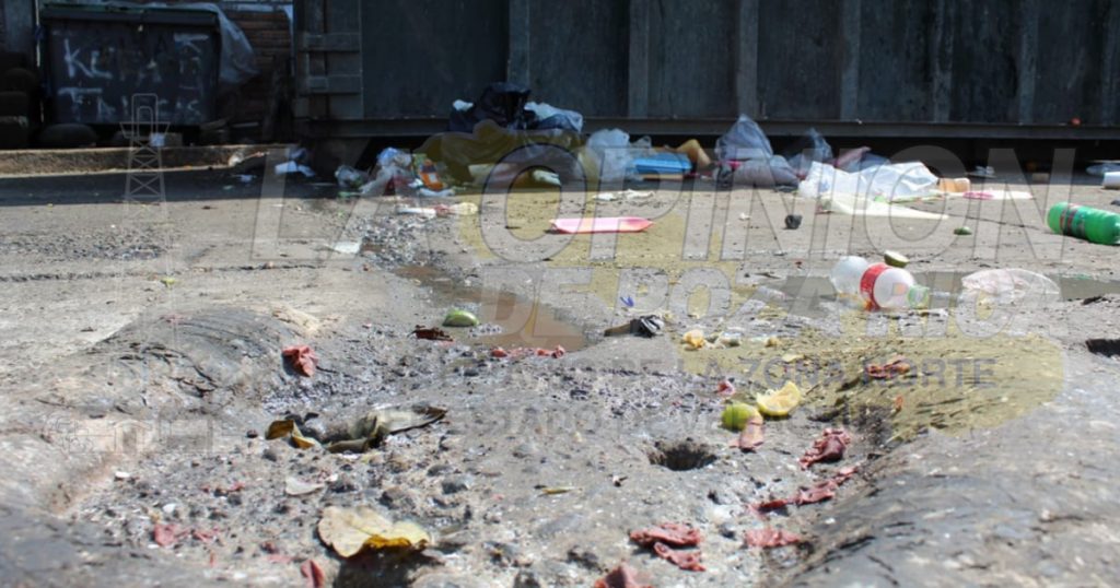 Pestilencia en el parador urbano de Poza Rica