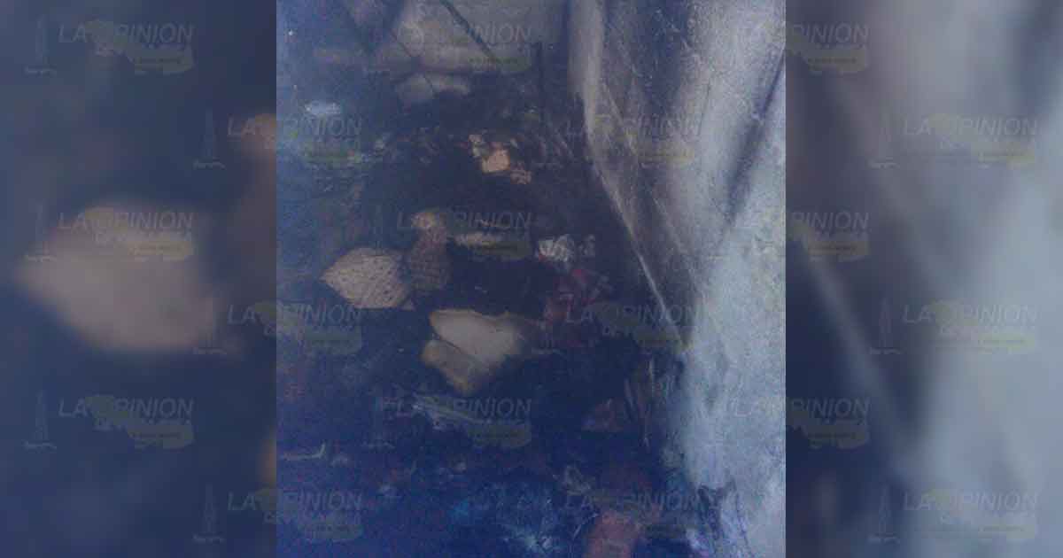 Fuego acaba con una vivienda en Filomeno Mata