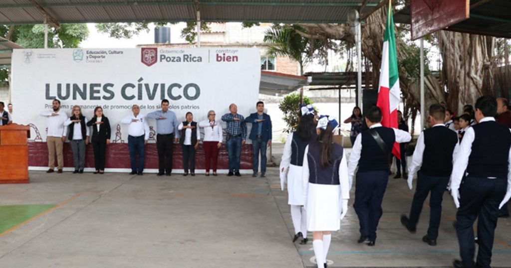 Retoman autoridades Programa Cívico Escolar en la Primaria Aquiles Serdán