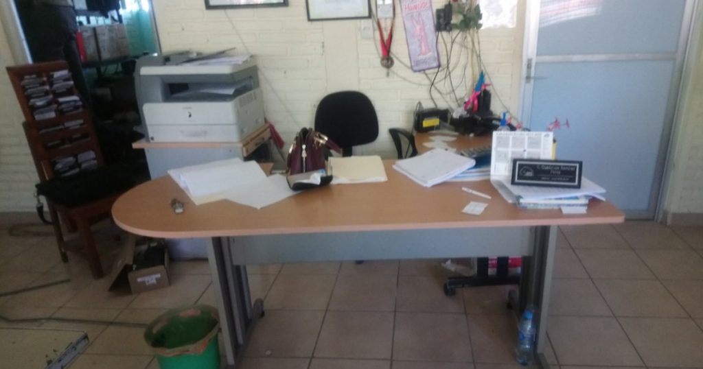 Roban equipo de cómputo en la Cerisola