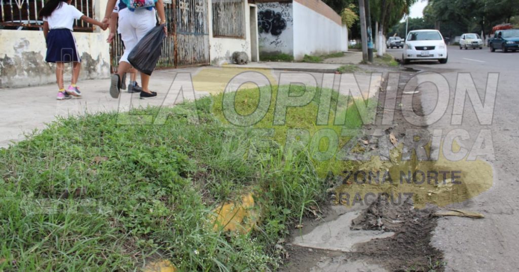 Se roban alcantarillas pluviales sobre bulevar central poniente