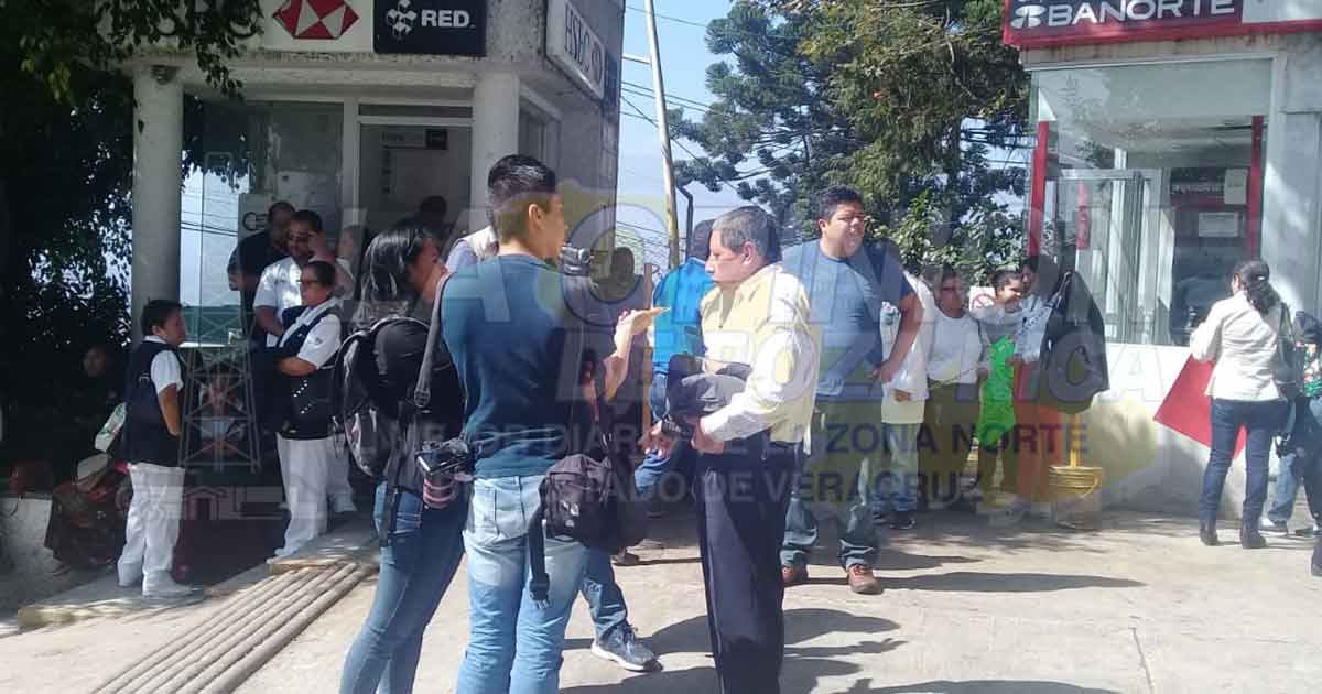 Violenta SS derechos de trabajadores de Salud