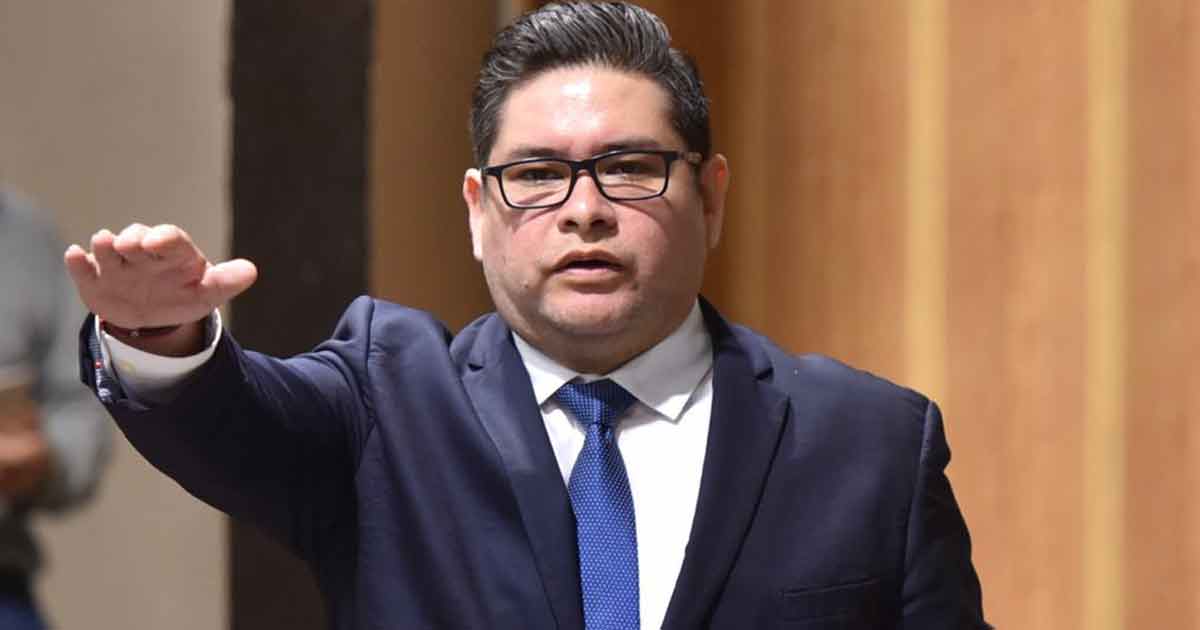 Comparece titular del IVAI ante el Congreso del Estado