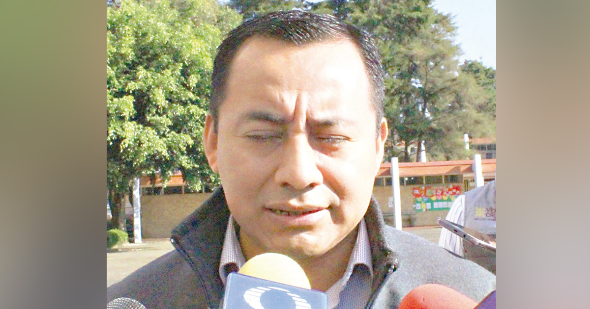 Planteles no pueden dar niños a adultos extraños