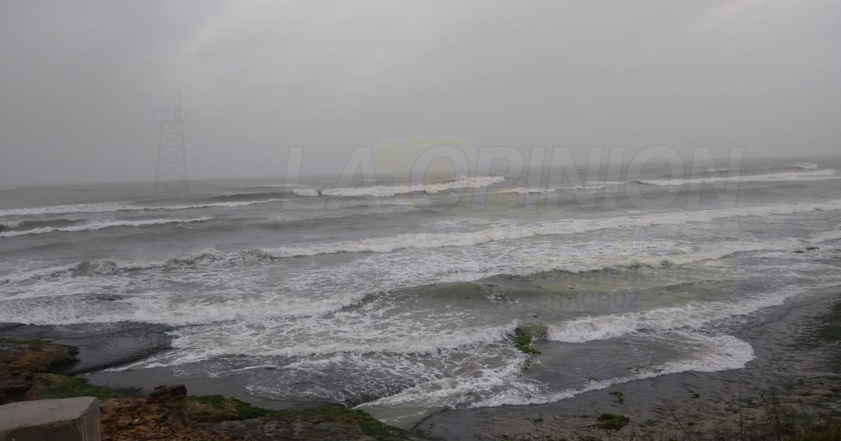 Seguirá oleaje alto y el puerto estará cerrado