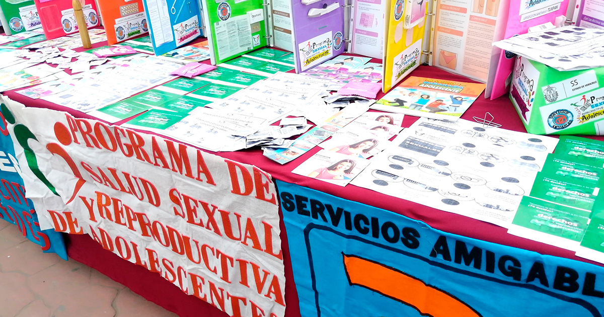 Rechazan jóvenes métodos anticonceptivos