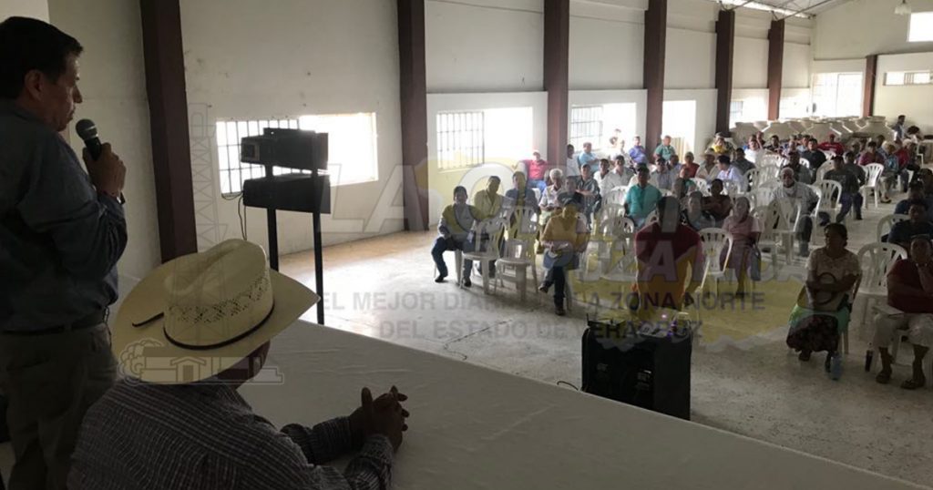 Productores de Castillo de Teayo, obligados a cumplir con la sanidad