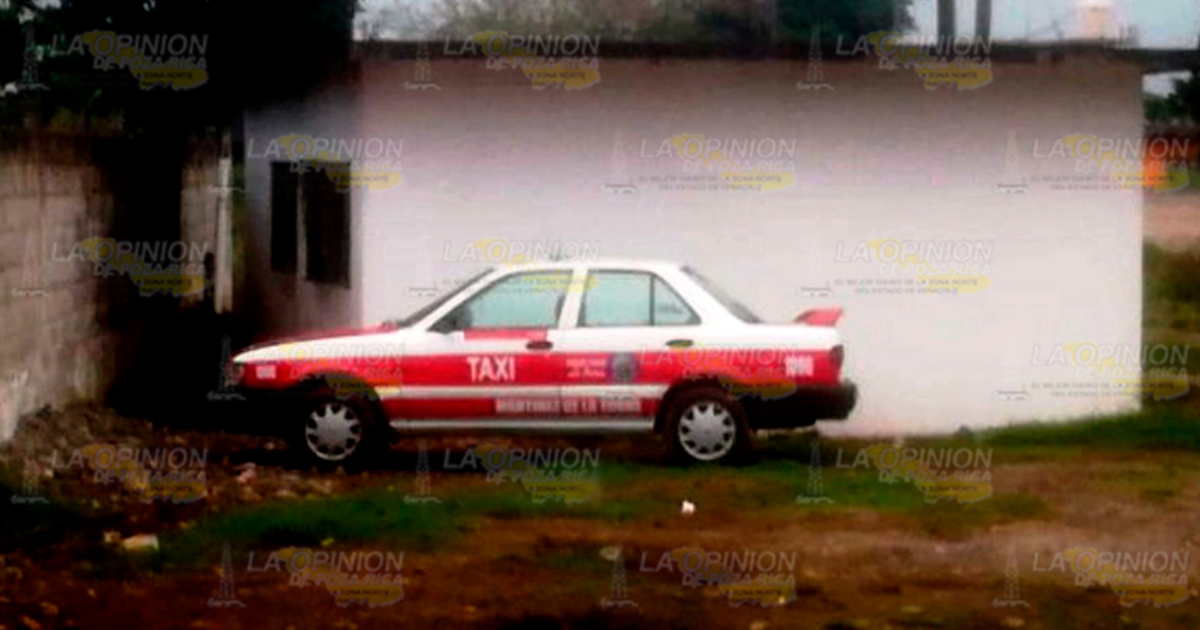 Dejan abandonado un taxi de Martínez de la Torre en San Rafael