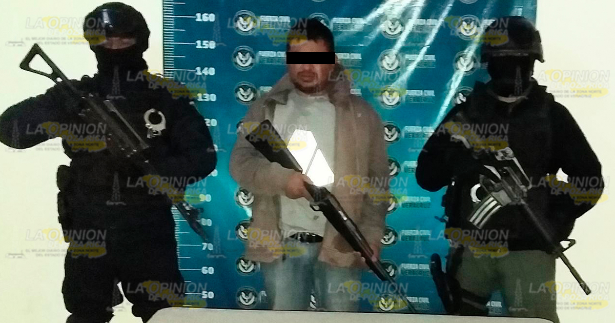 Detienen a pistolero cerca de un pozo petrolero de Papantla