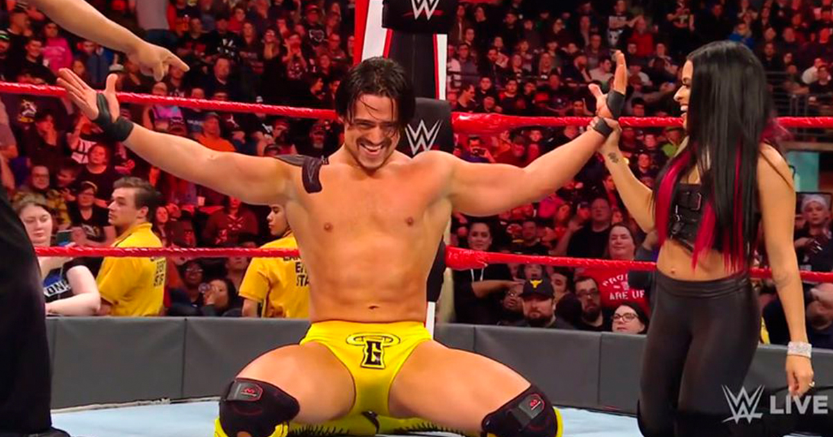 Ángel Garza volvió a ganar en RAW, derrotó a Rusev y Humberto Carrillo