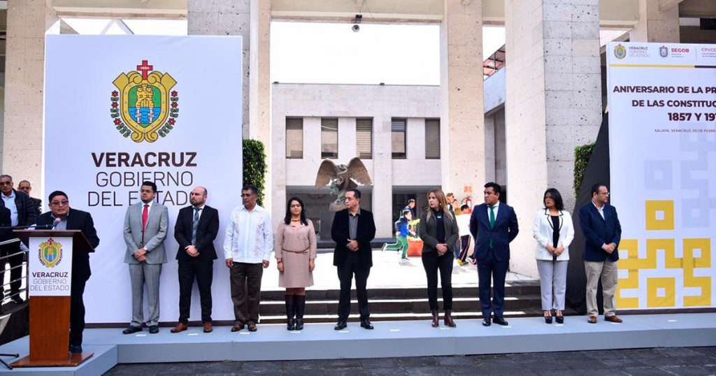 Conmemoran aniversario de la promulgación de las Constituciones de 1857 y 1917