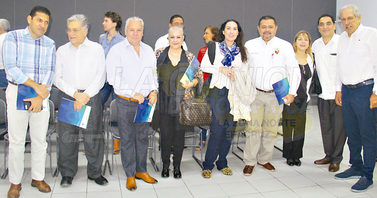 Se extiende Fundación UV