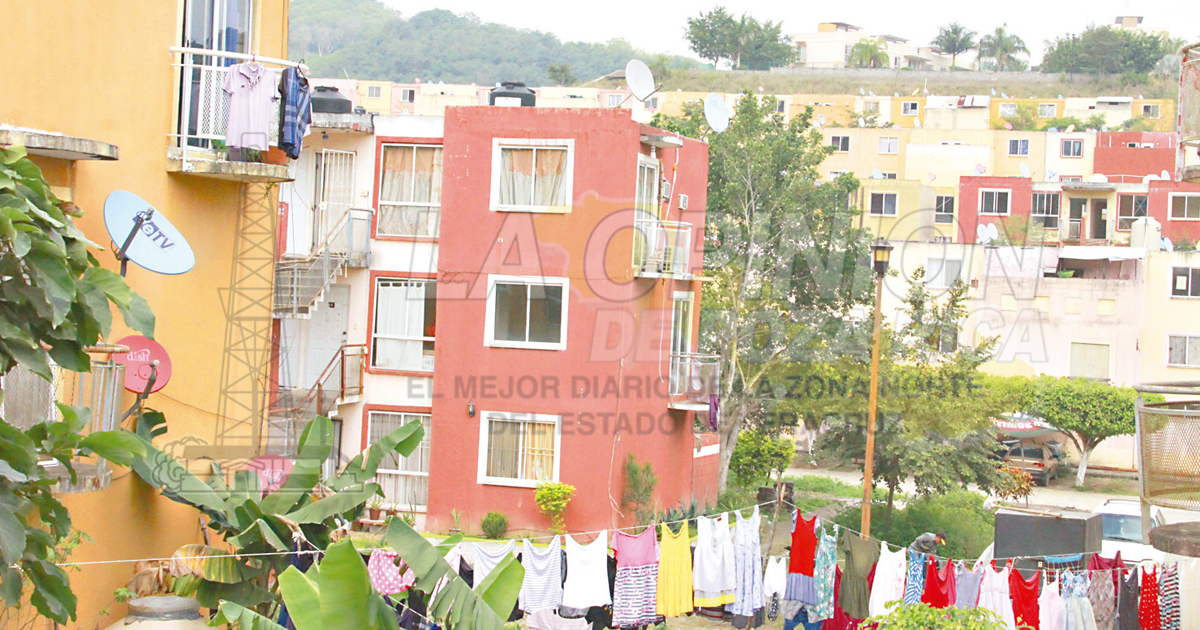 Pagan casas hasta 3 veces, Infonavit se deslinda siempre