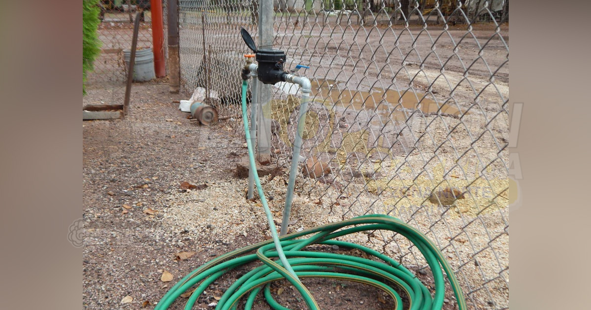 Continúa el robo de agua potable