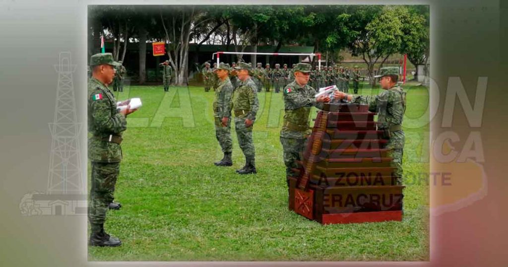 Abanderan 15 planteles educativos en Tuxpan