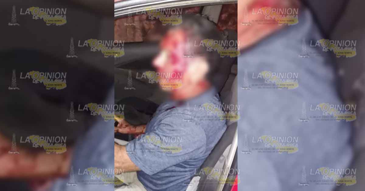 Balean a ex síndico y estrella su carro contra otro vehículo en Colipa