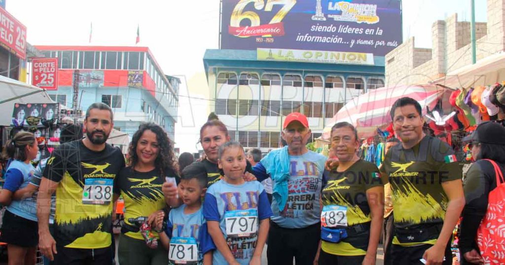 Galería de la gran carrera atlética "Raúl Gibb Guerrero"