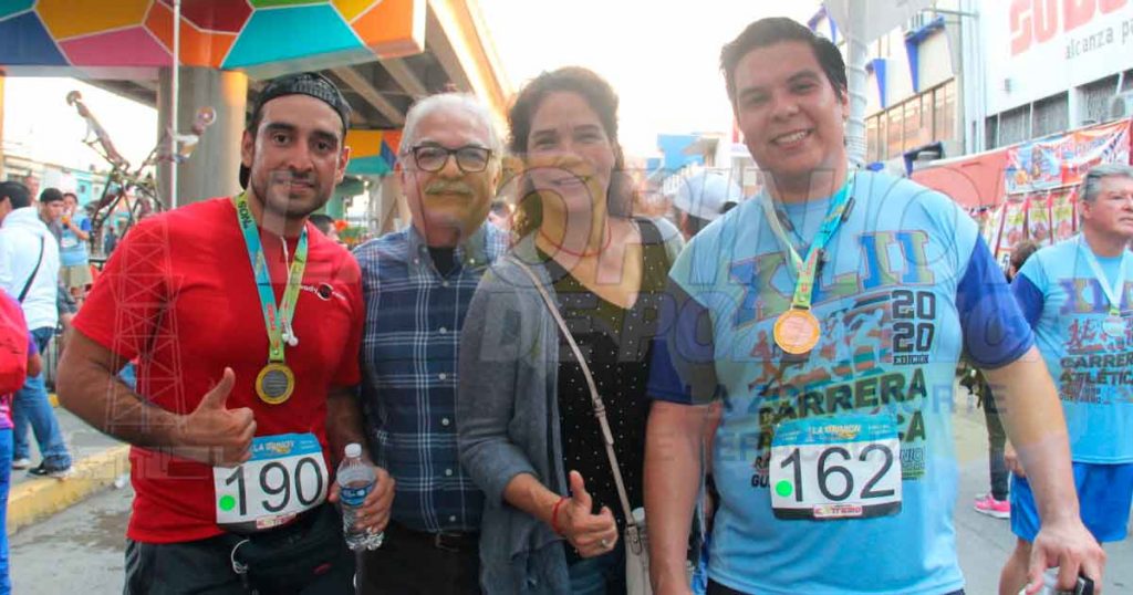 Galería de la gran carrera atlética "Raúl Gibb Guerrero"