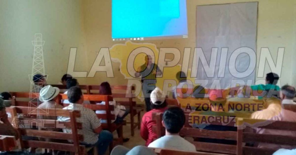 Capacitan a productores