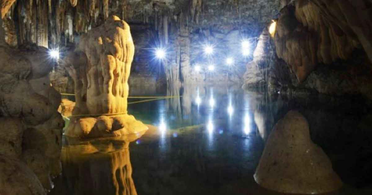 INAH confirma descubrimiento de 150 altares mayas en Quintana Roo