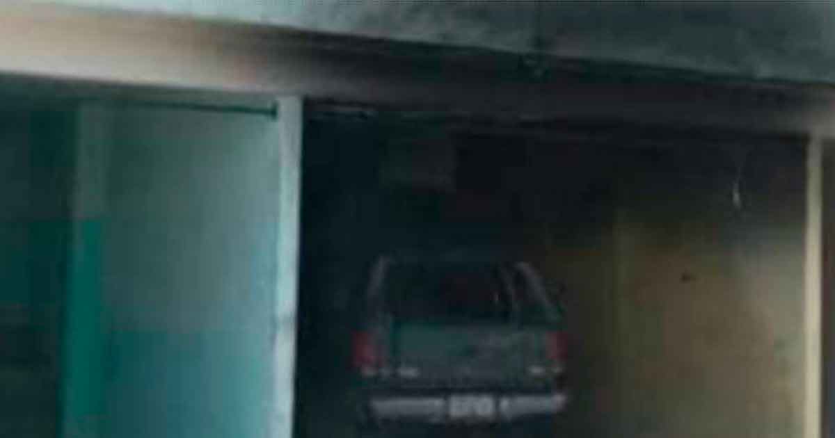 Coloca GPS al auto de su esposo y lo encuentra ¡en un motel!