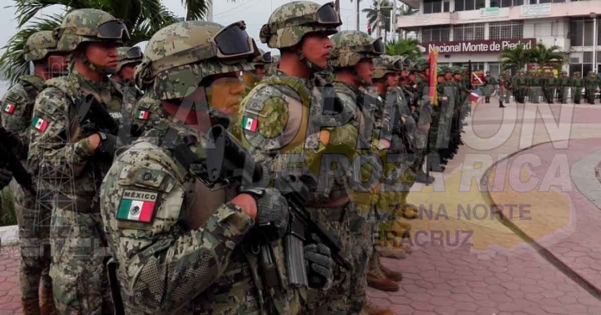 Jóvenes interesados en darse de alta en las Fuerzas Armadas