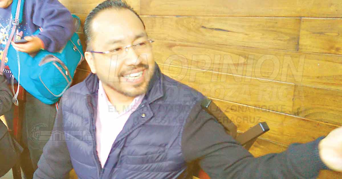 Incurriría Xalapa en ilegalidades: Miranda