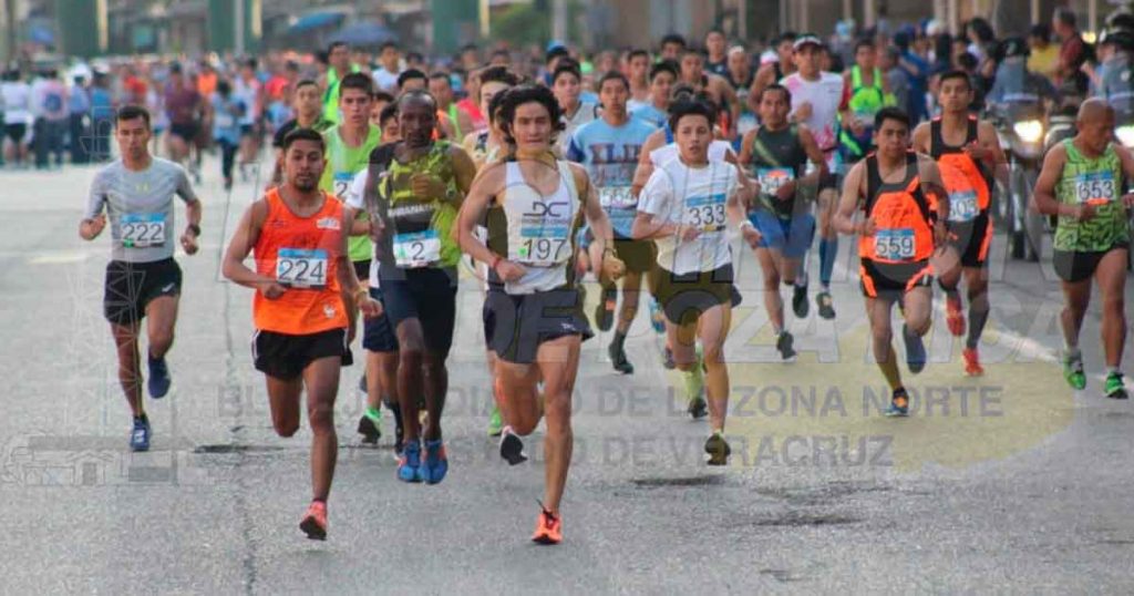 Grandiosa carrera Raúl Gibb Guerrero