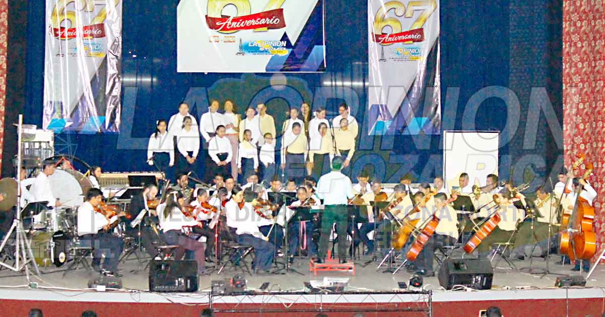 Grandioso concierto del 67 aniversario del periódico La Opinión De Poza Rica